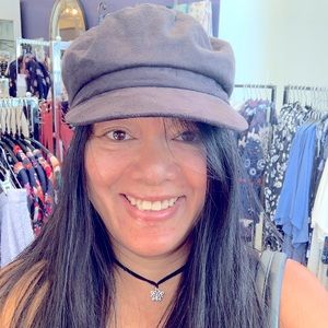 Meet your Posher, Carolyn